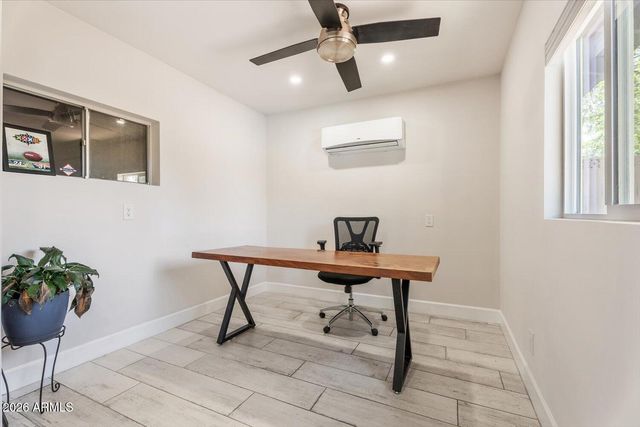 735 E NORTHERN Avenue, Phoenix, AZ 85020