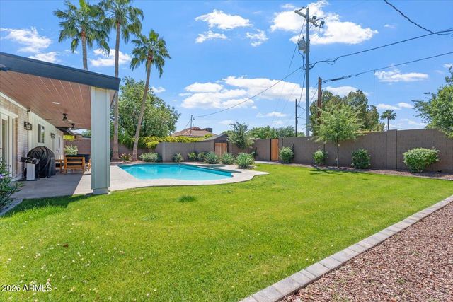 735 E NORTHERN Avenue, Phoenix, AZ 85020