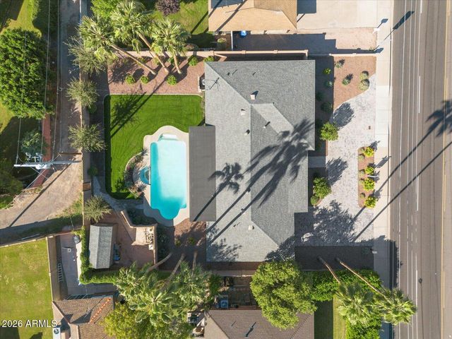 735 E NORTHERN Avenue, Phoenix, AZ 85020
