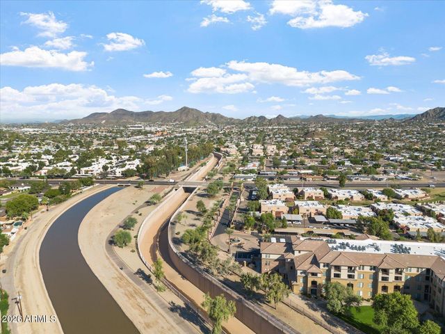 735 E NORTHERN Avenue, Phoenix, AZ 85020
