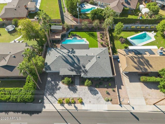 735 E NORTHERN Avenue, Phoenix, AZ 85020