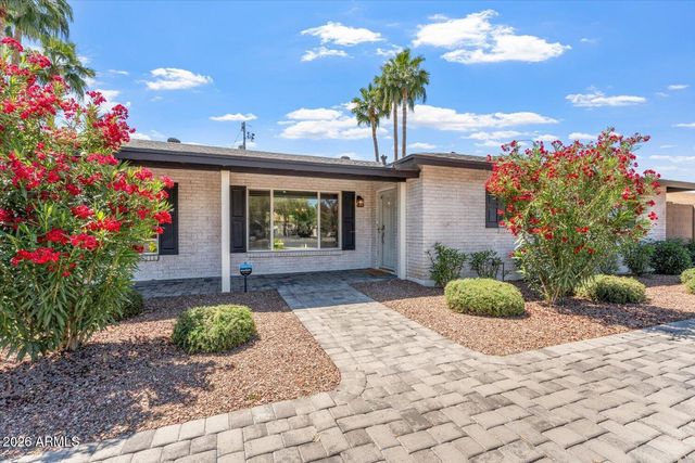 735 E NORTHERN Avenue, Phoenix, AZ 85020