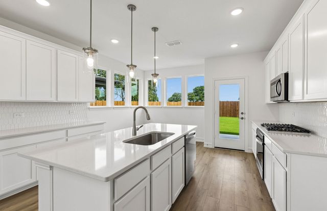 1028 Hammy Lane, Aubrey, TX 76227