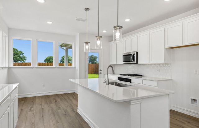 1028 Hammy Lane, Aubrey, TX 76227