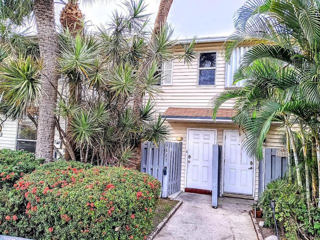 1827 NE 15th Avenue NE 1827, Fort Lauderdale, FL 33305
