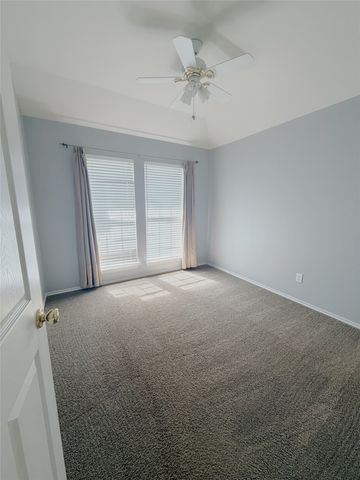 2213 Chapman Drive, Carrollton, TX 75010