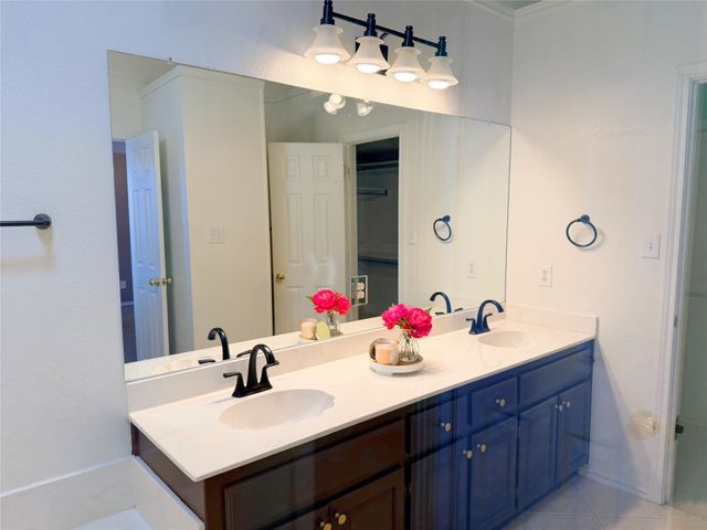 2213 Chapman Drive, Carrollton, TX 75010