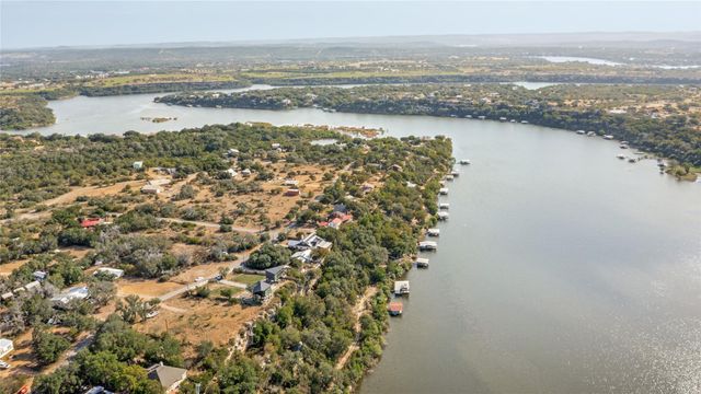 25555 Pedernales Point DR, Spicewood, TX 78669