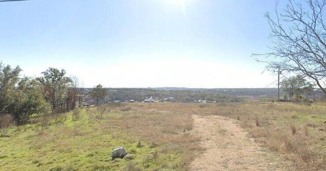 25555 Pedernales Point DR, Spicewood, TX 78669