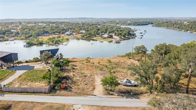 25555 Pedernales Point DR, Spicewood, TX 78669