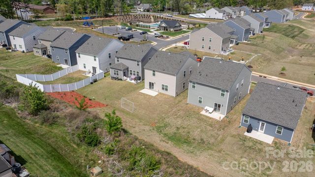 534 13th Avenue Drive NE, Hickory, NC 28601
