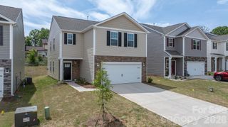 534 13th Avenue Drive NE, Hickory, NC 28601