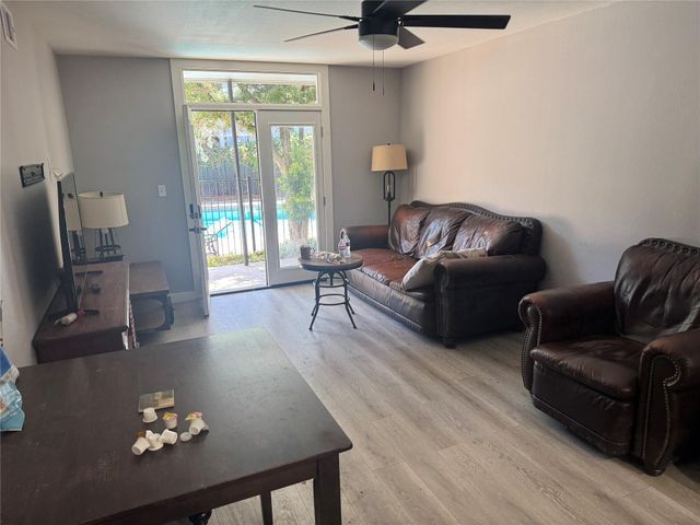 3300 Yorktown Street 4, Houston, TX 77056