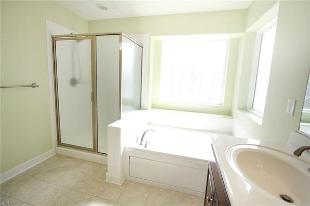 304 Ford DR, Suffolk, VA 23435