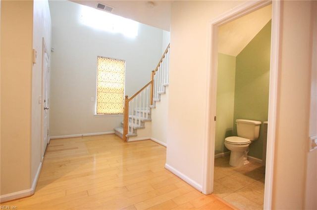 304 Ford DR, Suffolk, VA 23435