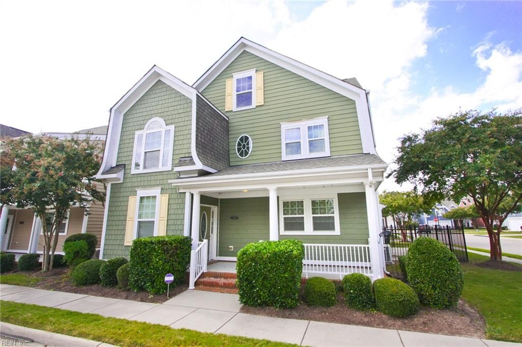 304 Ford DR, Suffolk, VA 23435