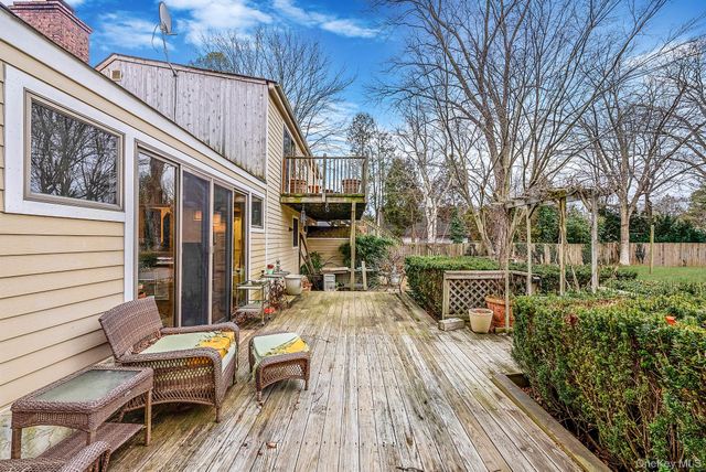 1432 Gardiner Drive, Bay Shore, NY 11706