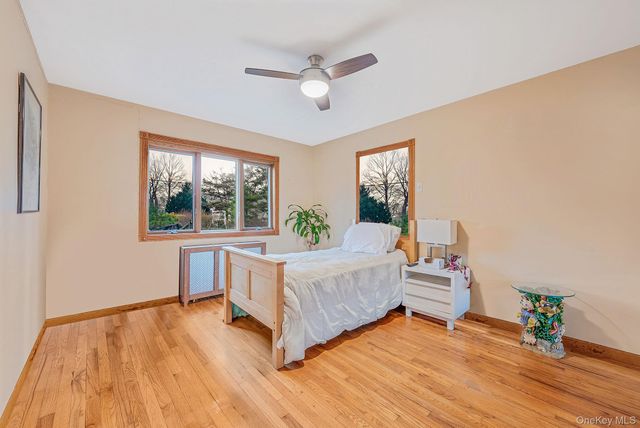 1432 Gardiner Drive, Bay Shore, NY 11706