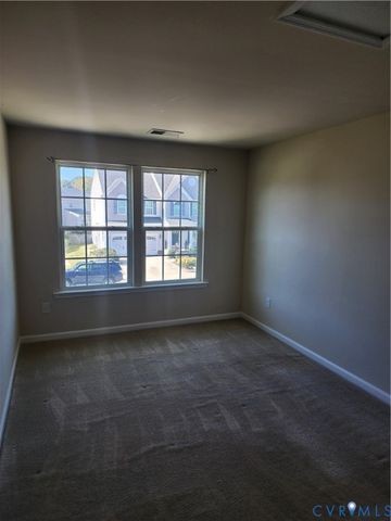 9031 Annex Ln, Mechanicsville, VA 23116