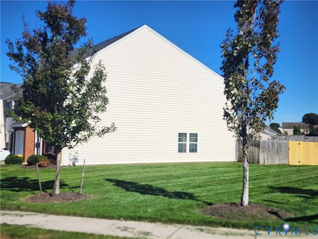 9031 Annex Ln, Mechanicsville, VA 23116