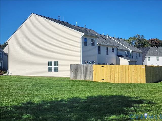 9031 Annex Ln, Mechanicsville, VA 23116