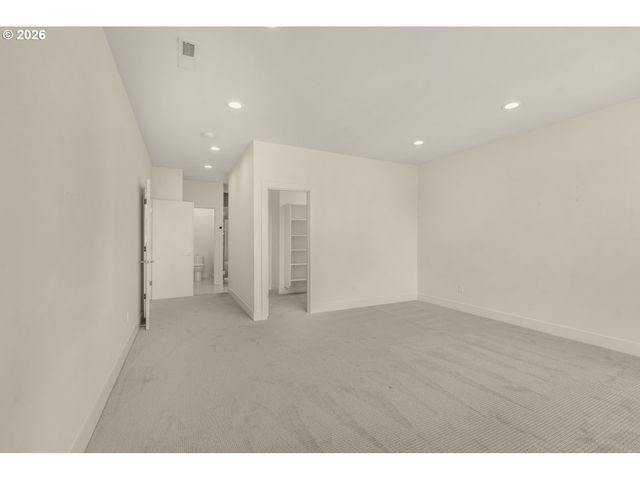 8057 Se 19TH Ave, Portland, OR 97202