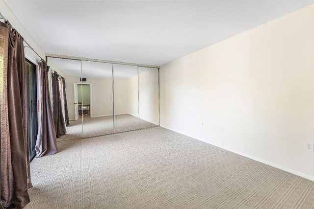 610 6th Court, Palm Beach Gardens, FL 33410