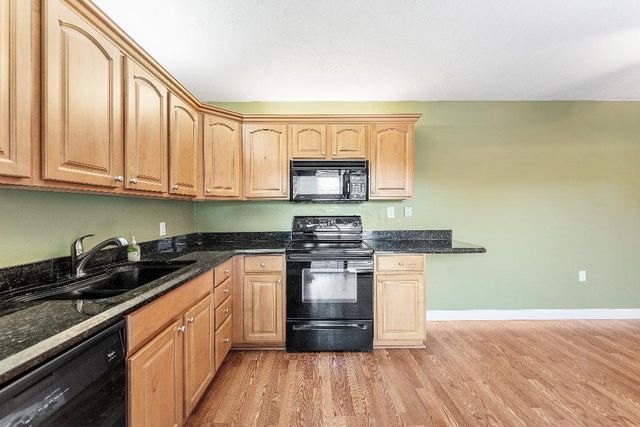 610 6th Court, Palm Beach Gardens, FL 33410