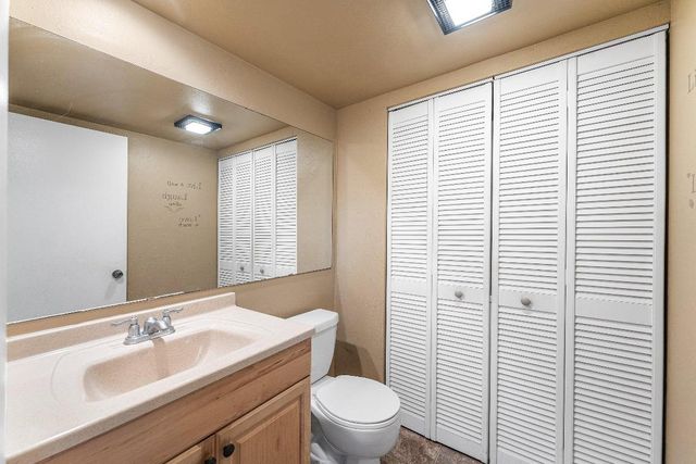 610 6th Court, Palm Beach Gardens, FL 33410