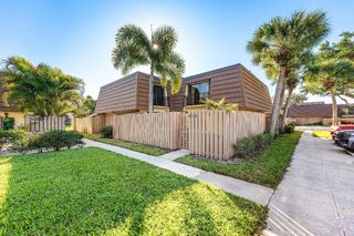 610 6th Court, Palm Beach Gardens, FL 33410