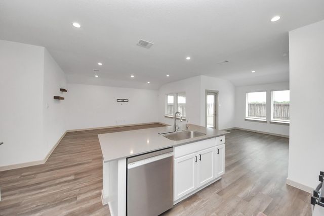 7911 Wrangler Shack Lane, Rosharon, TX 77583