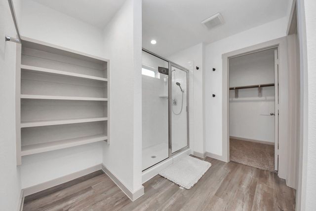7911 Wrangler Shack Lane, Rosharon, TX 77583