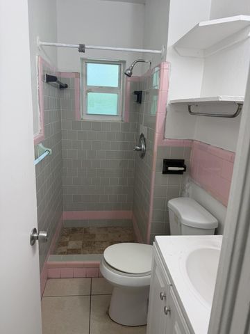 1444 NW 4TH Street, Fort Lauderdale, FL 33311