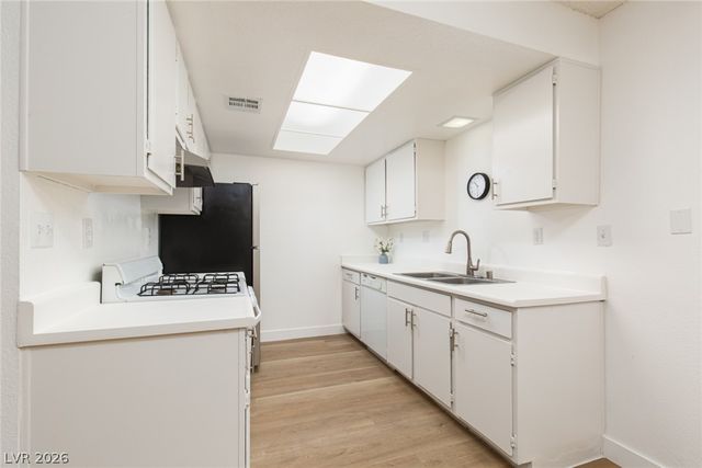449 North Lamb Boulevard G, Las Vegas, NV 89110