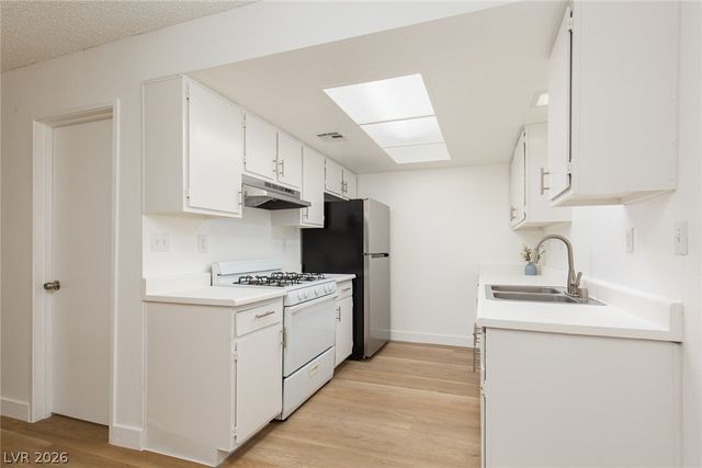449 North Lamb Boulevard G, Las Vegas, NV 89110