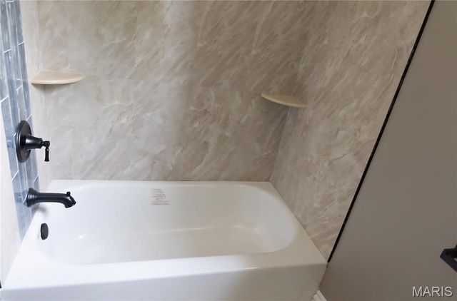 40 Sunset Court, Pasadena Park, MO 63121