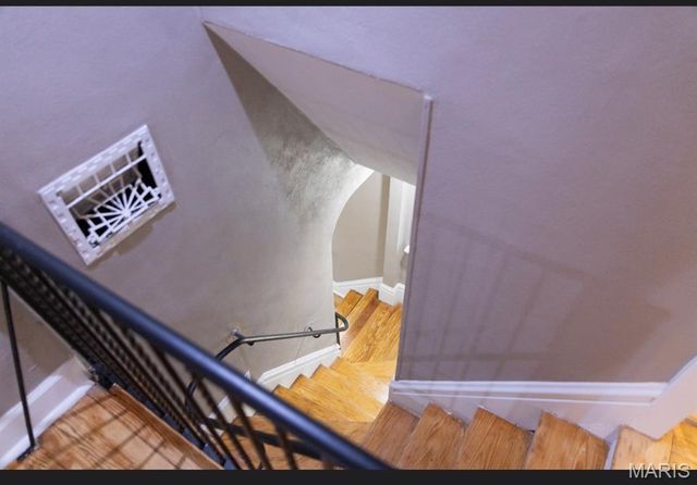 40 Sunset Court, Pasadena Park, MO 63121