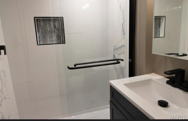 40 Sunset Court, Pasadena Park, MO 63121