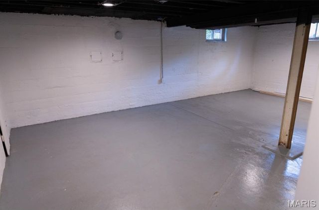 40 Sunset Court, Pasadena Park, MO 63121