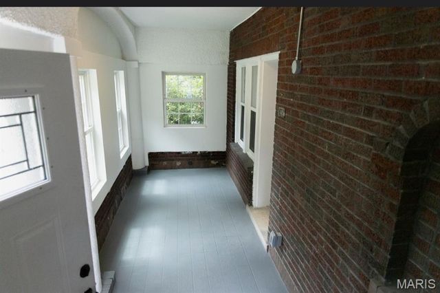 40 Sunset Court, Pasadena Park, MO 63121