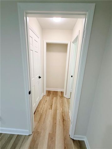 300 Winding River Drive E, Atlanta, GA 30350
