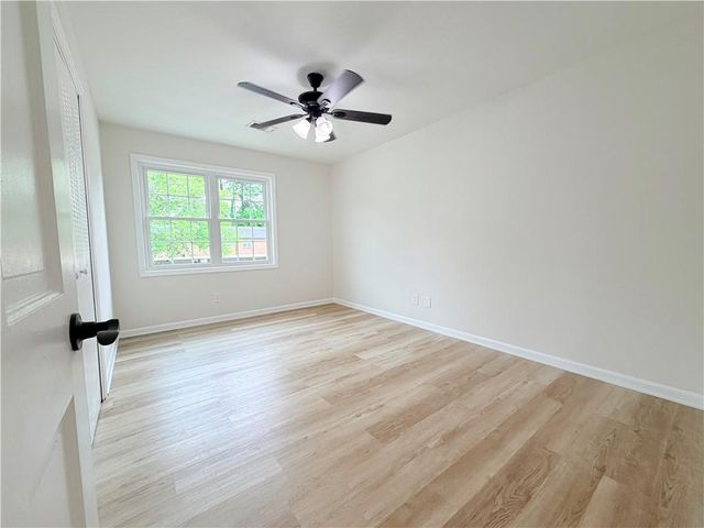 300 Winding River Drive E, Atlanta, GA 30350