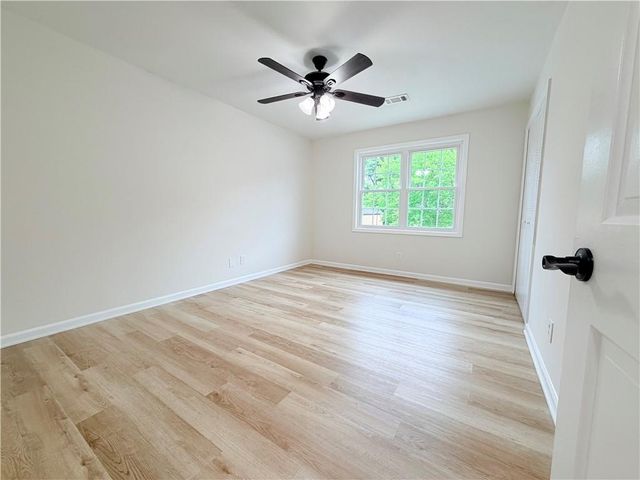 300 Winding River Drive E, Atlanta, GA 30350