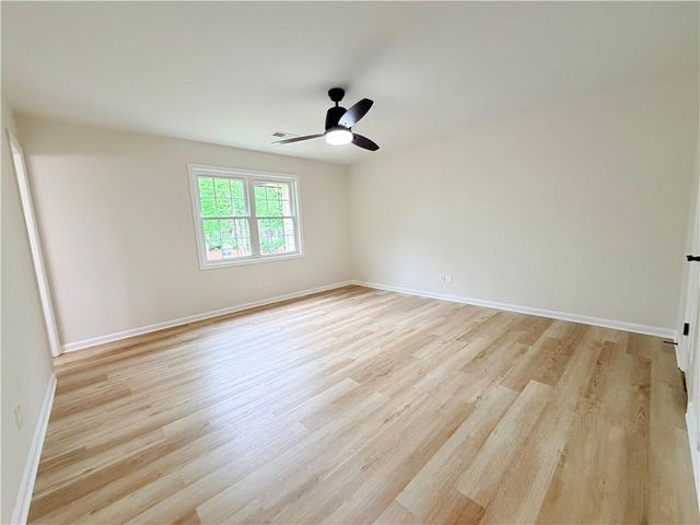 300 Winding River Drive E, Atlanta, GA 30350