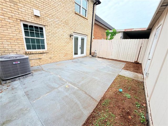 300 Winding River Drive E, Atlanta, GA 30350