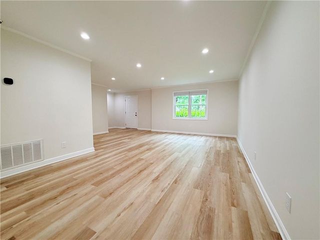 300 Winding River Drive E, Atlanta, GA 30350