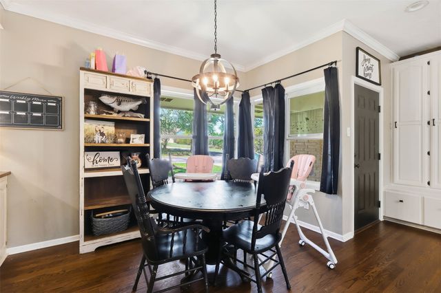 1201 Garden Avenue, Mt Pleasant, TX 75455
