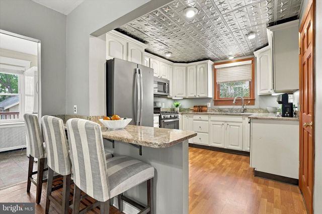 116 SAINT PAULS RD, Ardmore, PA 19003