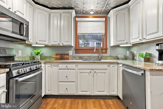 116 SAINT PAULS RD, Ardmore, PA 19003