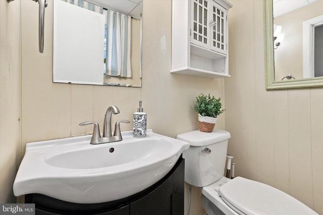 116 SAINT PAULS RD, Ardmore, PA 19003